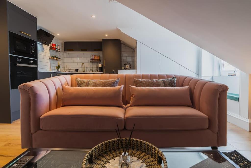 The West End Loft - 5* Retreat - Private Parking! Apartamento Glasgow